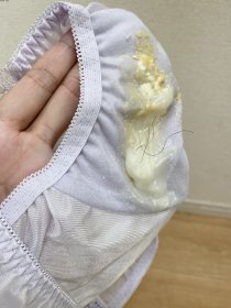 脱ぎたて生パンティー！発酵マンカスと腟分泌おりもの淫臭ムレムレパンティー！
